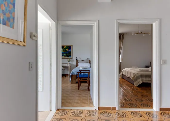 Accogliente, Apartment *